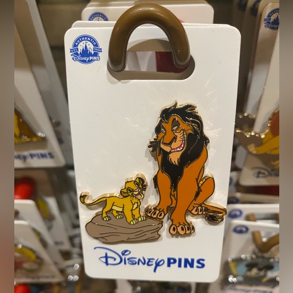 Disney Parks Pin 2024 The Lion King Scar & Simba 2 Pin Set BNWT NEW - Picture 1 of 1